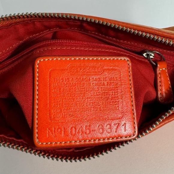 Orange Coach East West Baguette Shoulder Bag - Picture 4 of 7